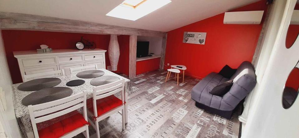 Appartement Studio Avec Terrasse Privatisee Marmande Exterior foto